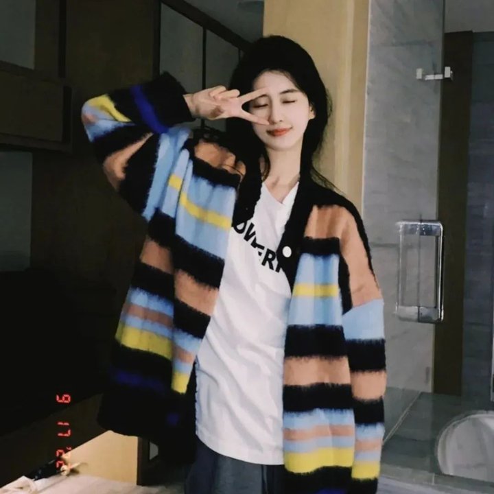 五年后,她与崽崽强势回归